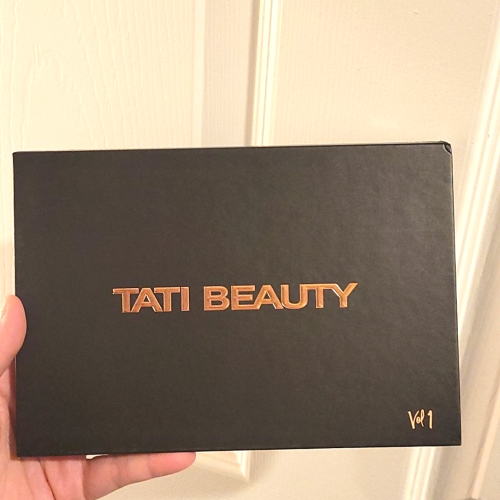 BRAND NEW Tati Beauty eyeshadow pallete